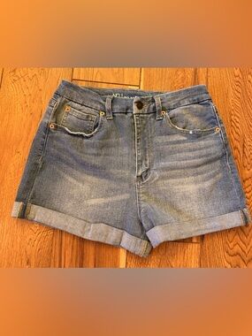 No Boundaries Light Blue Denim Shorts with Contrast Stitching